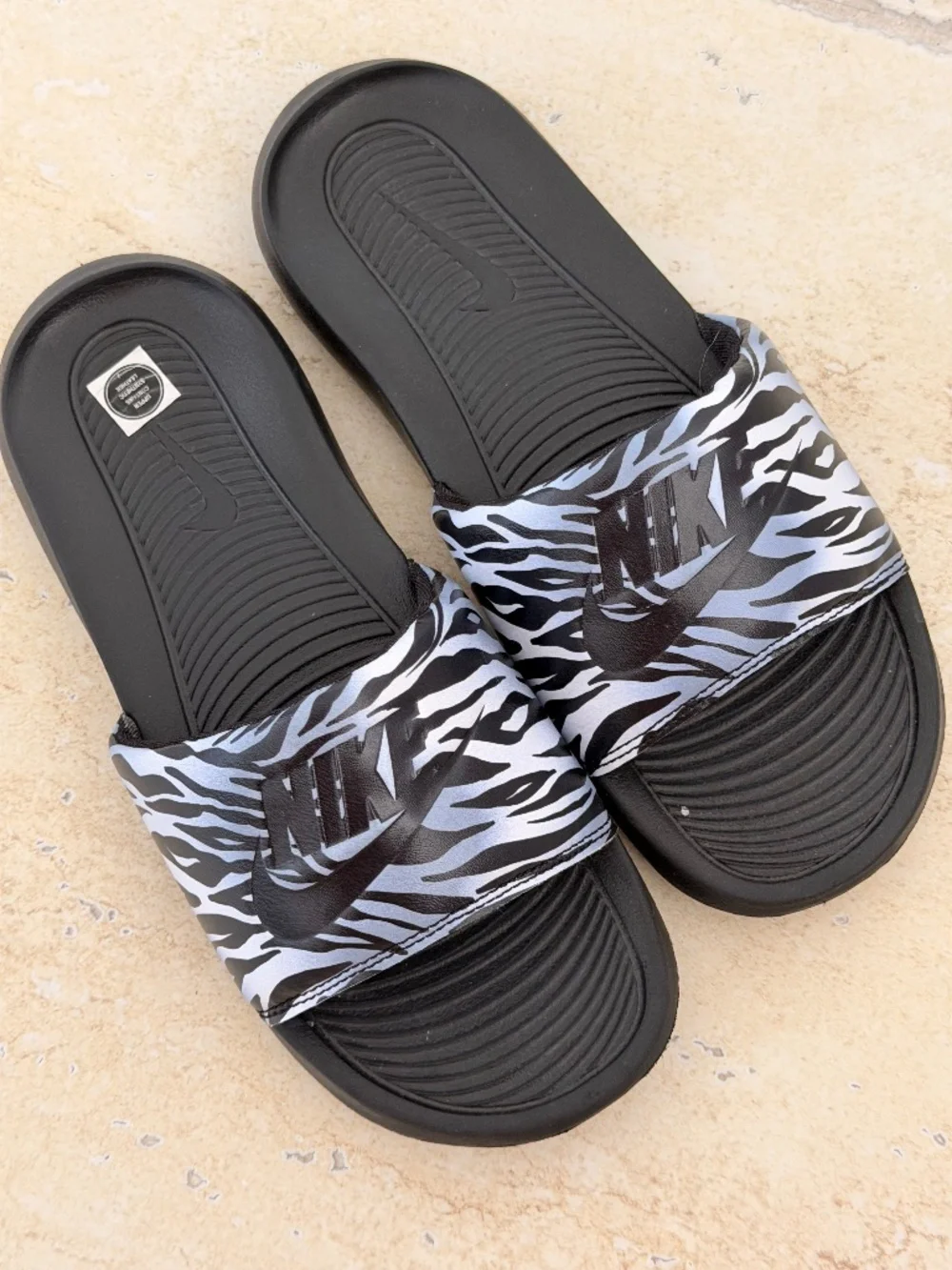 Nike Pool Slides Size 7 Zebra